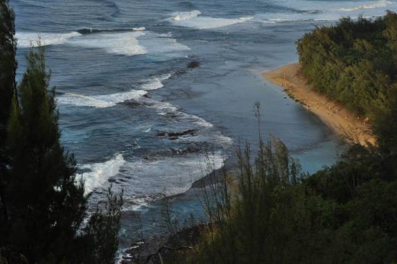 Fim (ou início) da trilha do Kalalau, de volta à civilização, na Na'Pali Coast, costa norte do Kauai, no Havaí